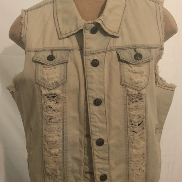 Vintage Inspired Denim Vest - Picture 3 of 4